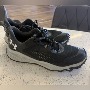 Under Armour Charged Maven Trail Running 12